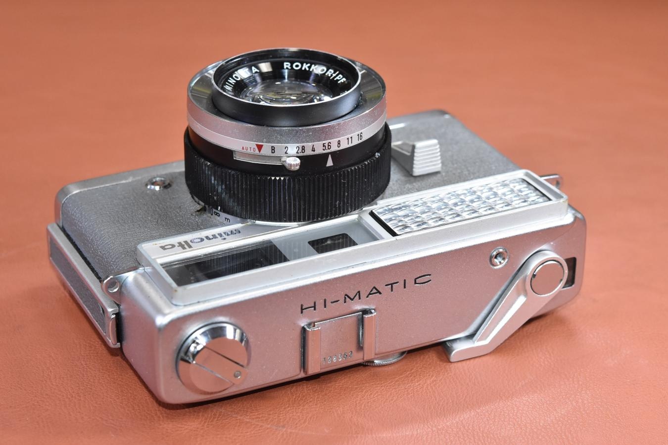 minolta HI-MATIC モルト交換済【MINOLTA ROKKOR-PF 45/2 レンズ搭載】