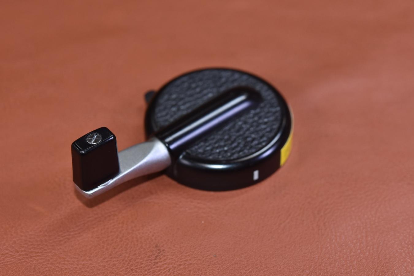 【希 少】Mamiya 巻き上げクランク 【Mamiya M645用】