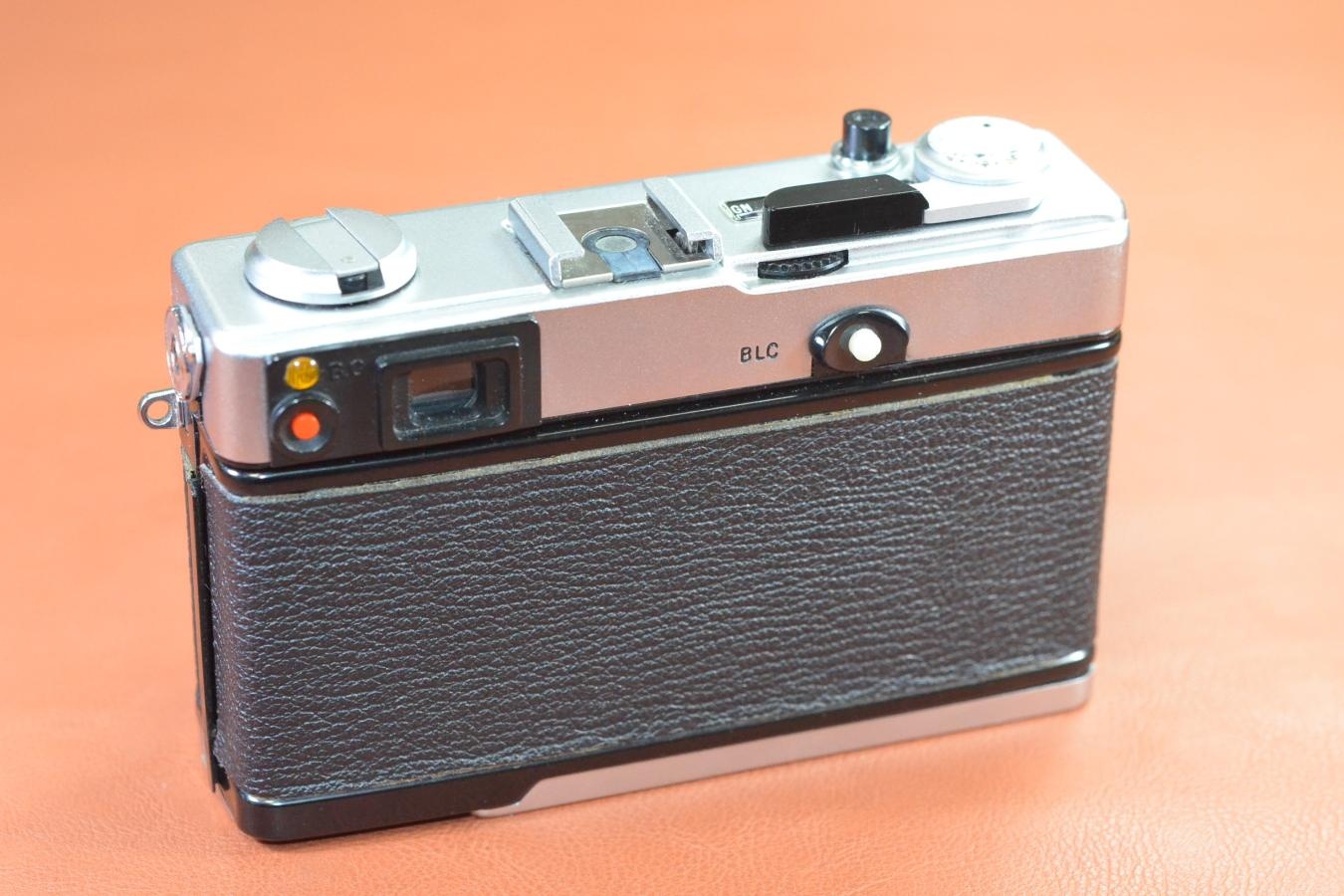 OLMPUS 35 DC【Olmpus F.ZUIKO 40/1.7レンズ搭載】