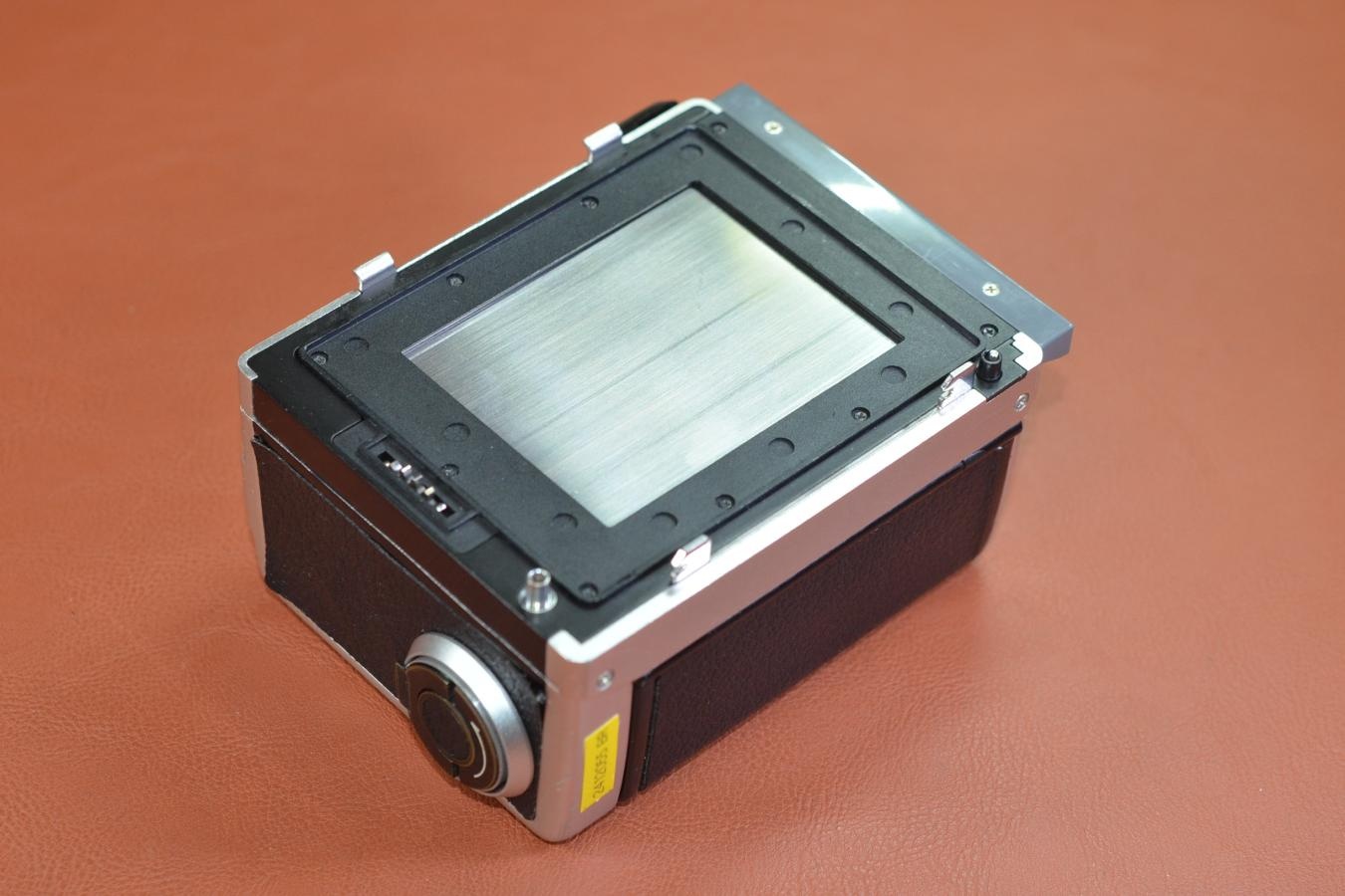 【希 少】ZENZA BRONICA FILM BACK ETR 120 Silver 【ZENZA BRONICA ETRシリーズ用】※キレイな物をお探しの方必見!!自信ありの逸品!!