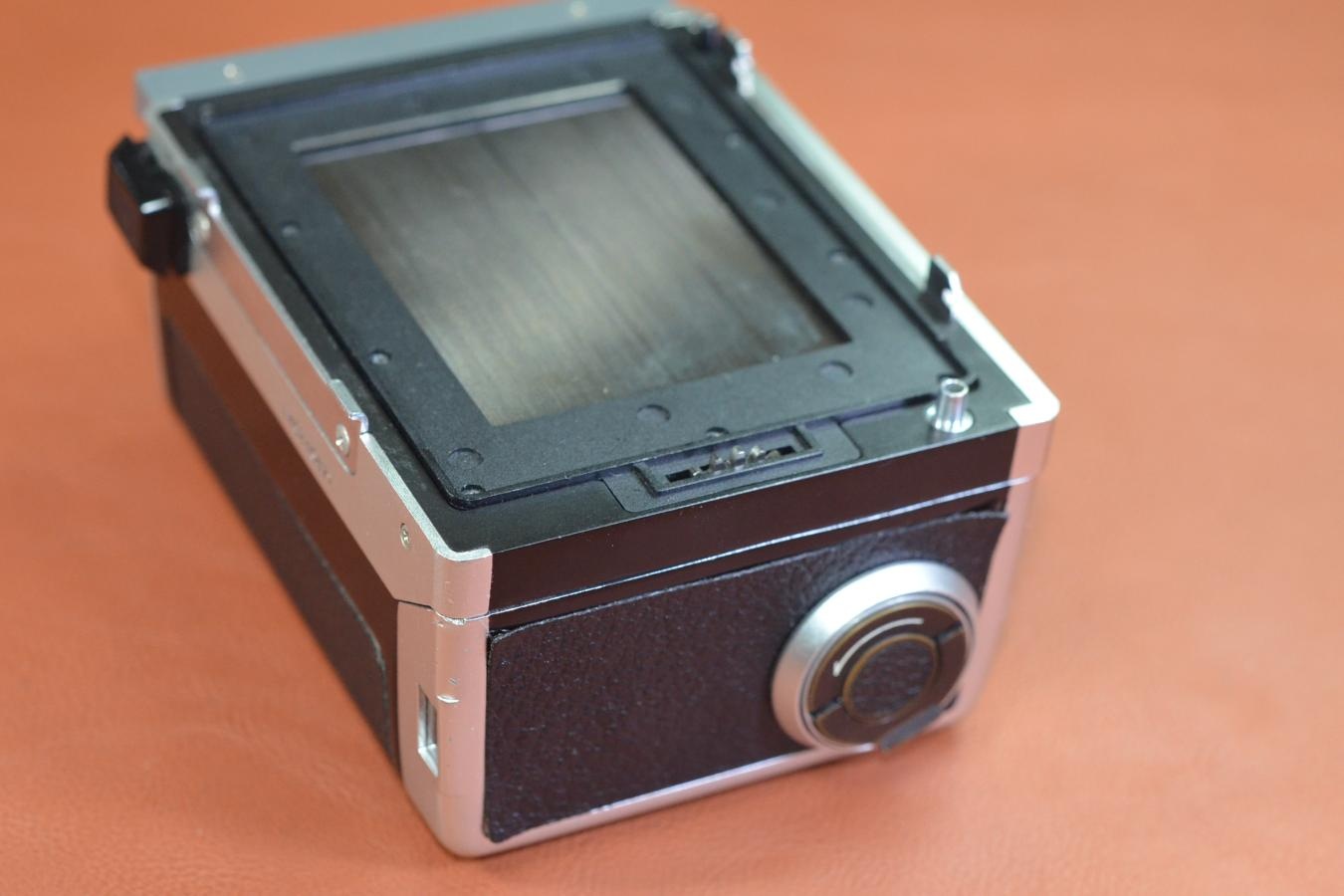 【希 少】ZENZA BRONICA FILM BACK ETR 120 Silver 【ZENZA BRONICA ETRシリーズ用】※キレイな物をお探しの方必見!!自信ありの逸品!!