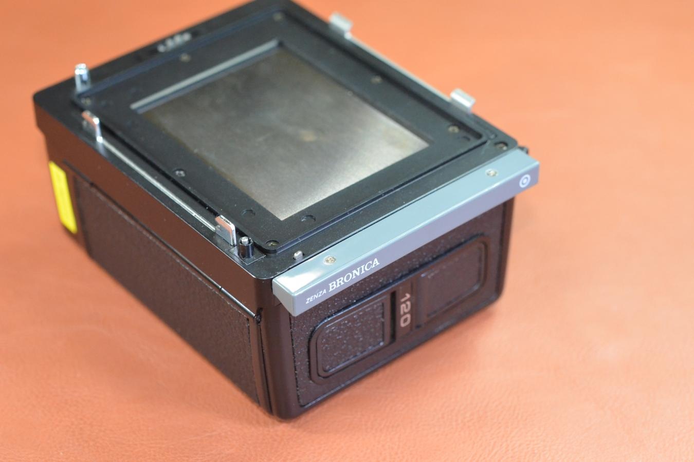 【希 少】ZENZA BRONICA FILM BACK E-i 120 【ZENZA BRONICA ETRシリーズ用】※キレイな物をお探しの方必見!!自信ありの逸品!!