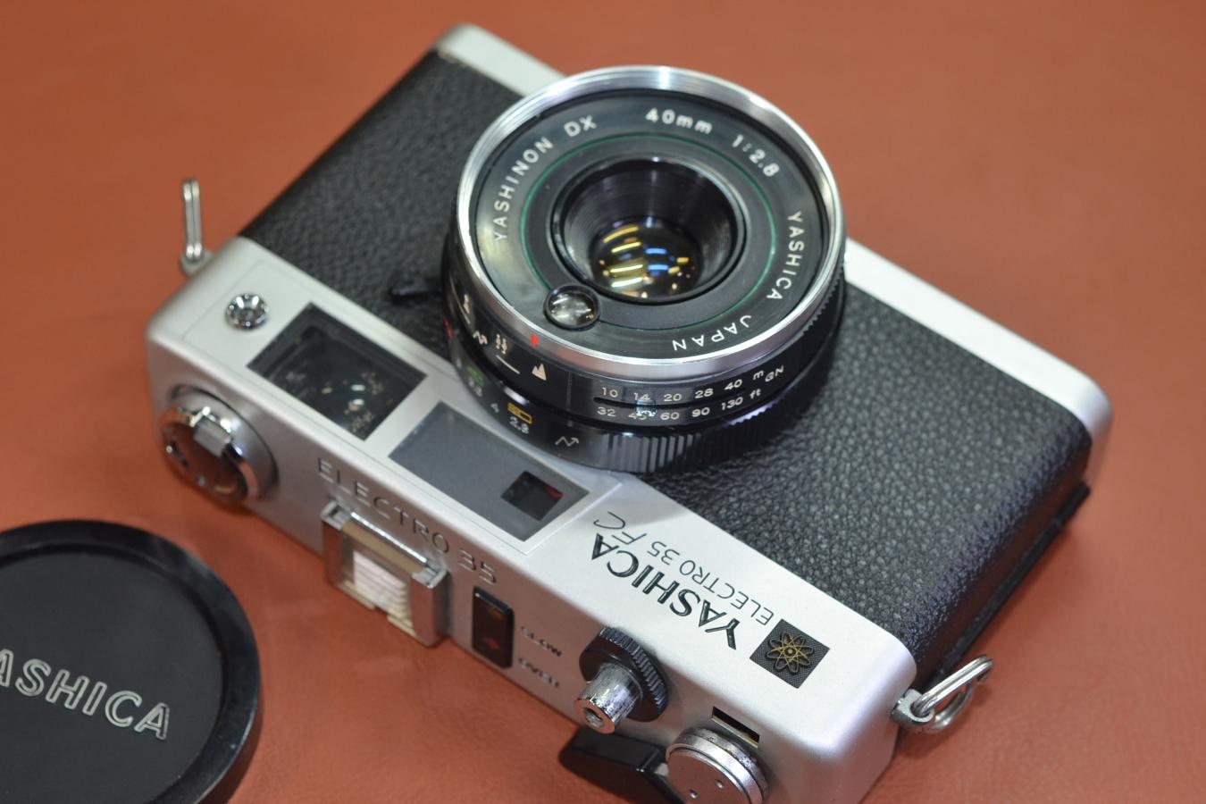 YASHICA ELECTRO 35 FC Silver モルト交換済【YASHINON DX 40/2.8 レンズ搭載】