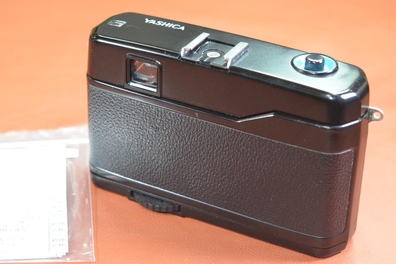 YASHICA Snap 整備済 【YASHICA LENS 38/2.8搭載】