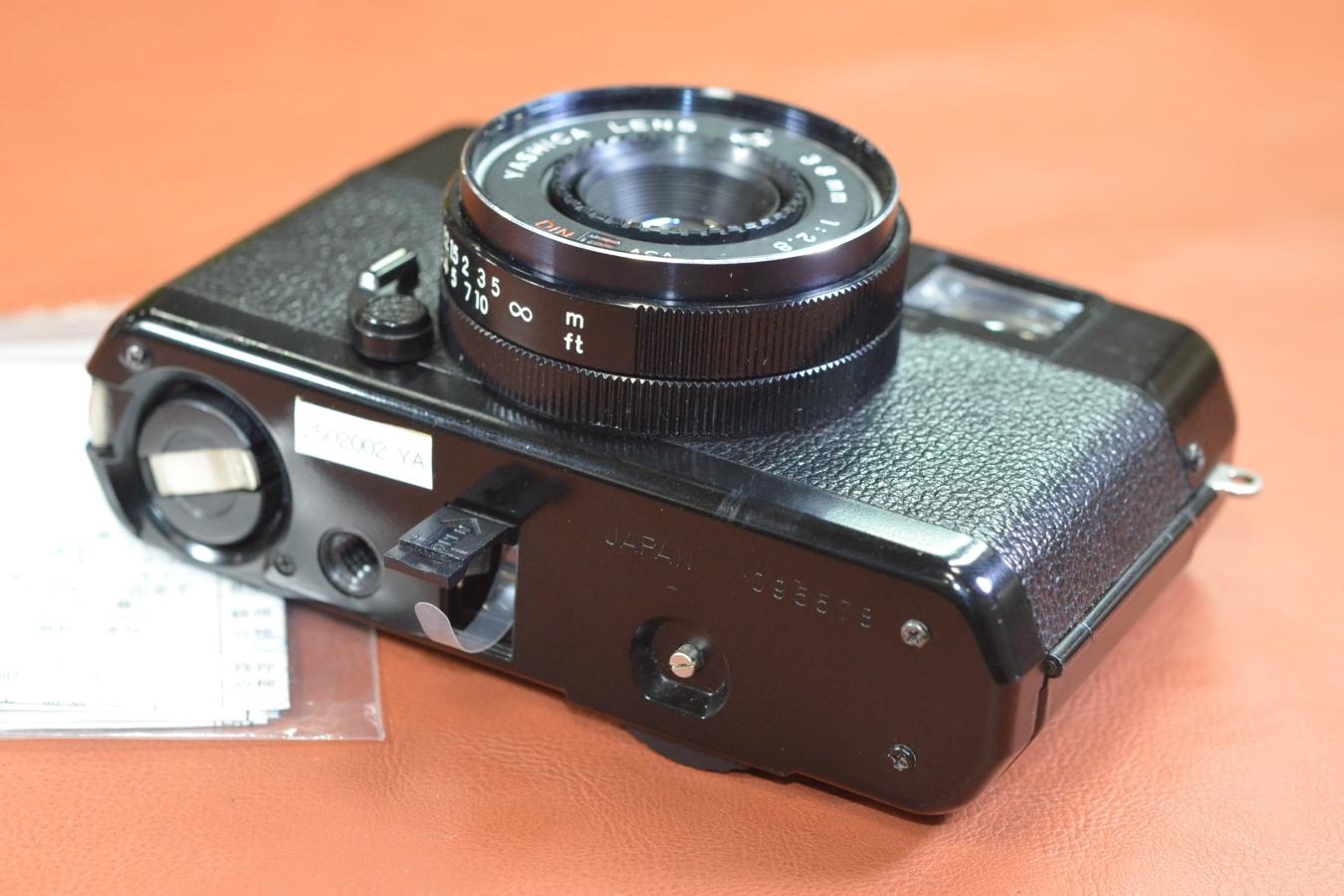 YASHICA Snap 整備済 【YASHICA LENS 38/2.8搭載】