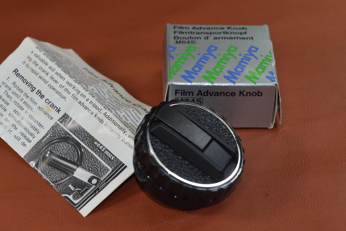 【希 少】Mamiya Film Advance Knob 元箱付 【Mamiya M645用フィルム巻き上げノブ】※キレイな物をお探しの方必見!!自信ありの逸品!!