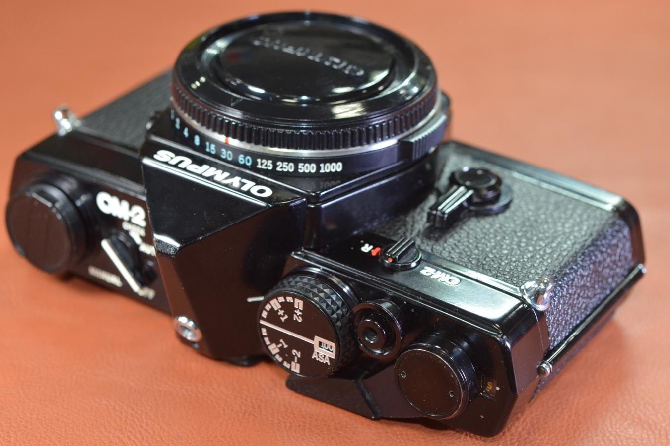 OLYMPUS OM-2 Black