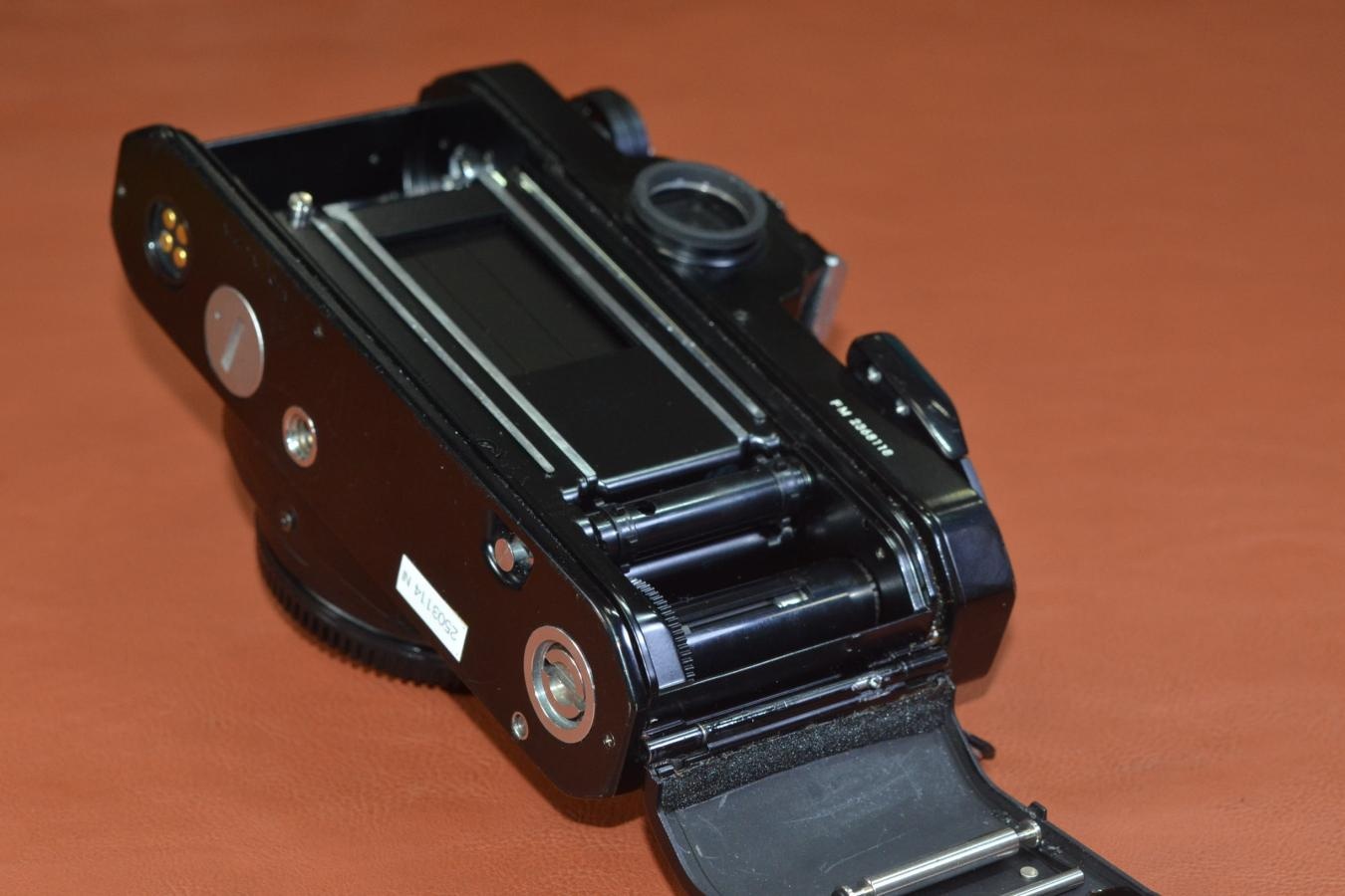 Nikon FM Black 【DATA BACK MF-12付】