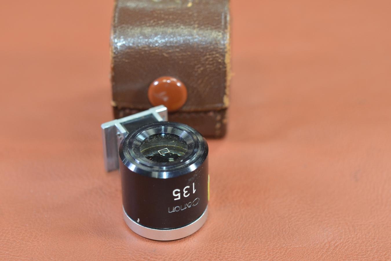 【B級特価品】 Canon 135mm View Finder (純正ケース付)