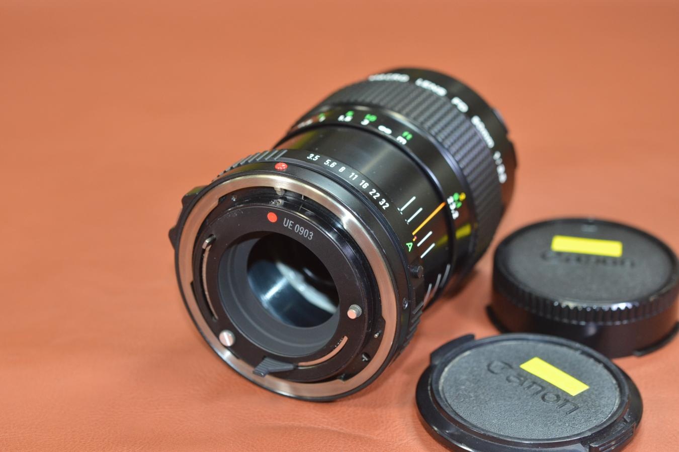 Canon NEW FD 50mm F3.5 MACRO 【カメラ女子に絶大な人気のオールドレンズ】