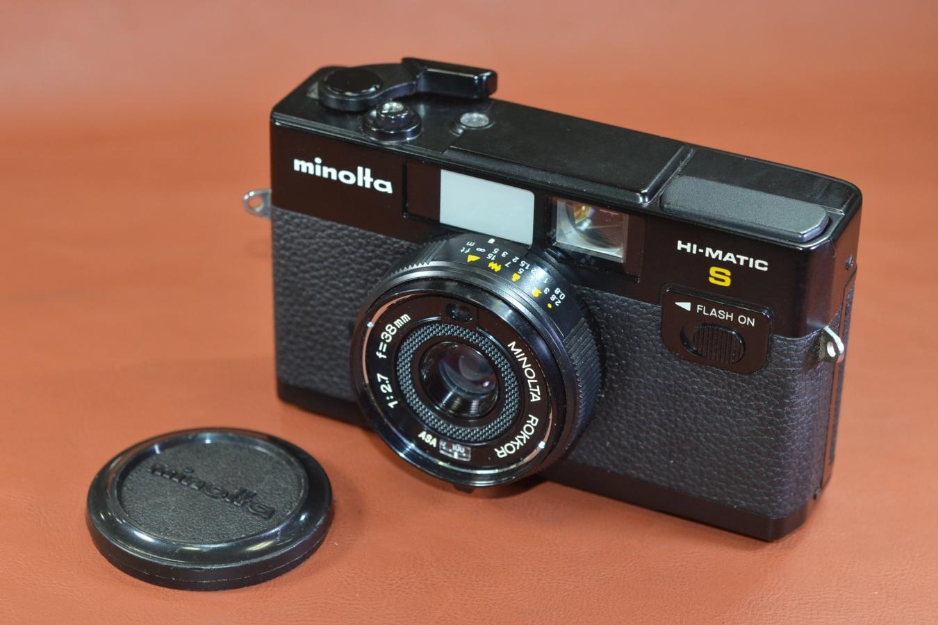 minolta HI-MATIC S モルト交換済 【MINOLTA ROKKOR 38/2.7 レンズ搭載】