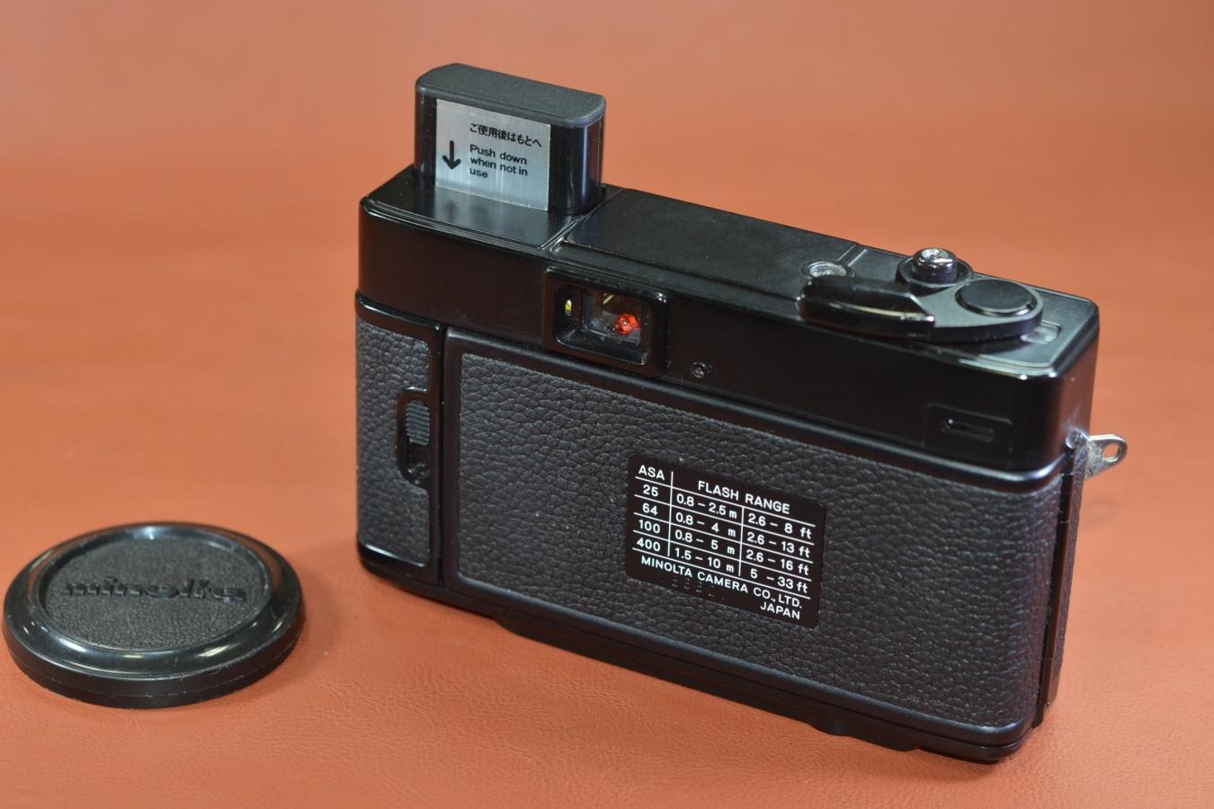 minolta HI-MATIC S モルト交換済 【MINOLTA ROKKOR 38/2.7 レンズ搭載】