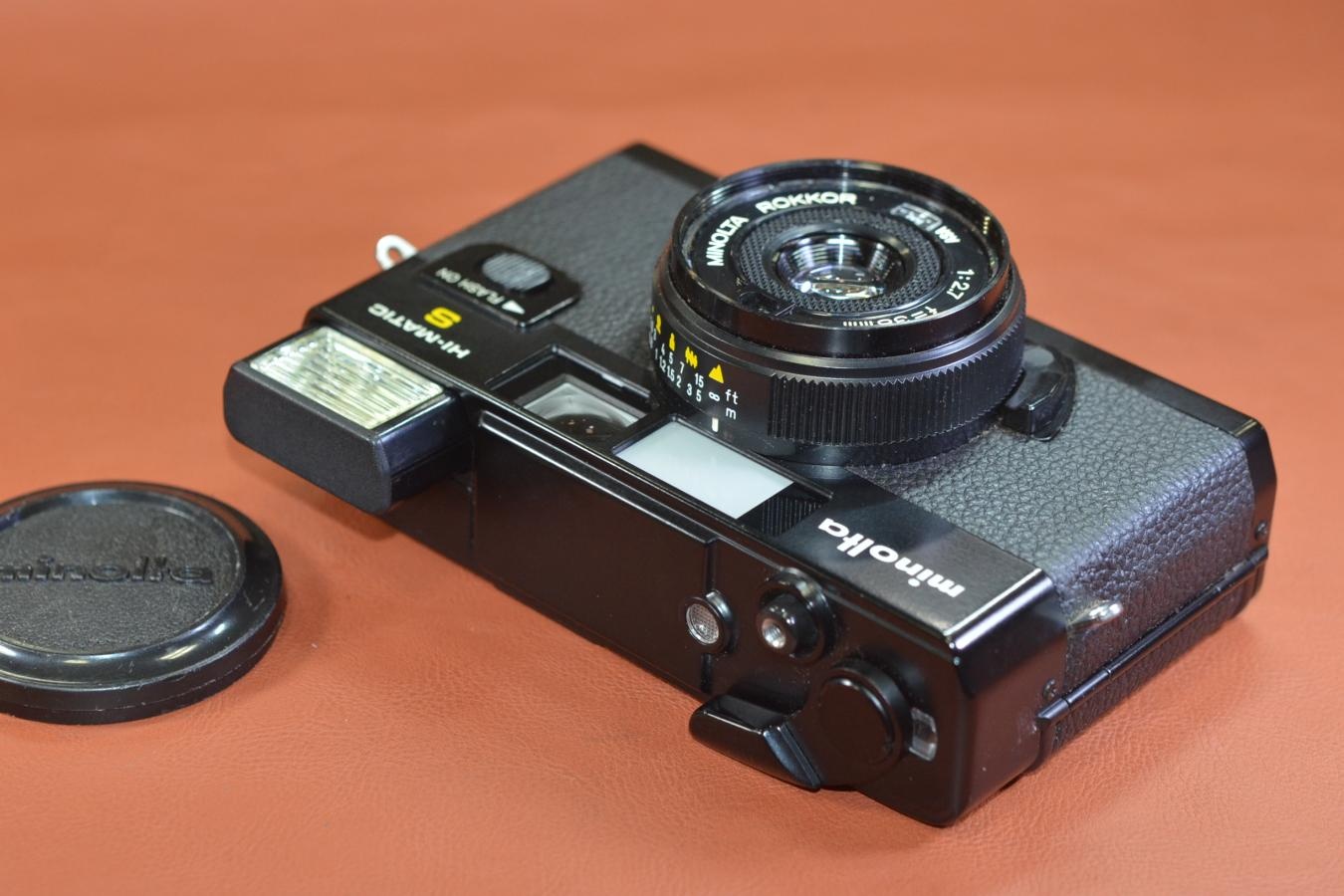 minolta HI-MATIC S モルト交換済 【MINOLTA ROKKOR 38/2.7 レンズ搭載】