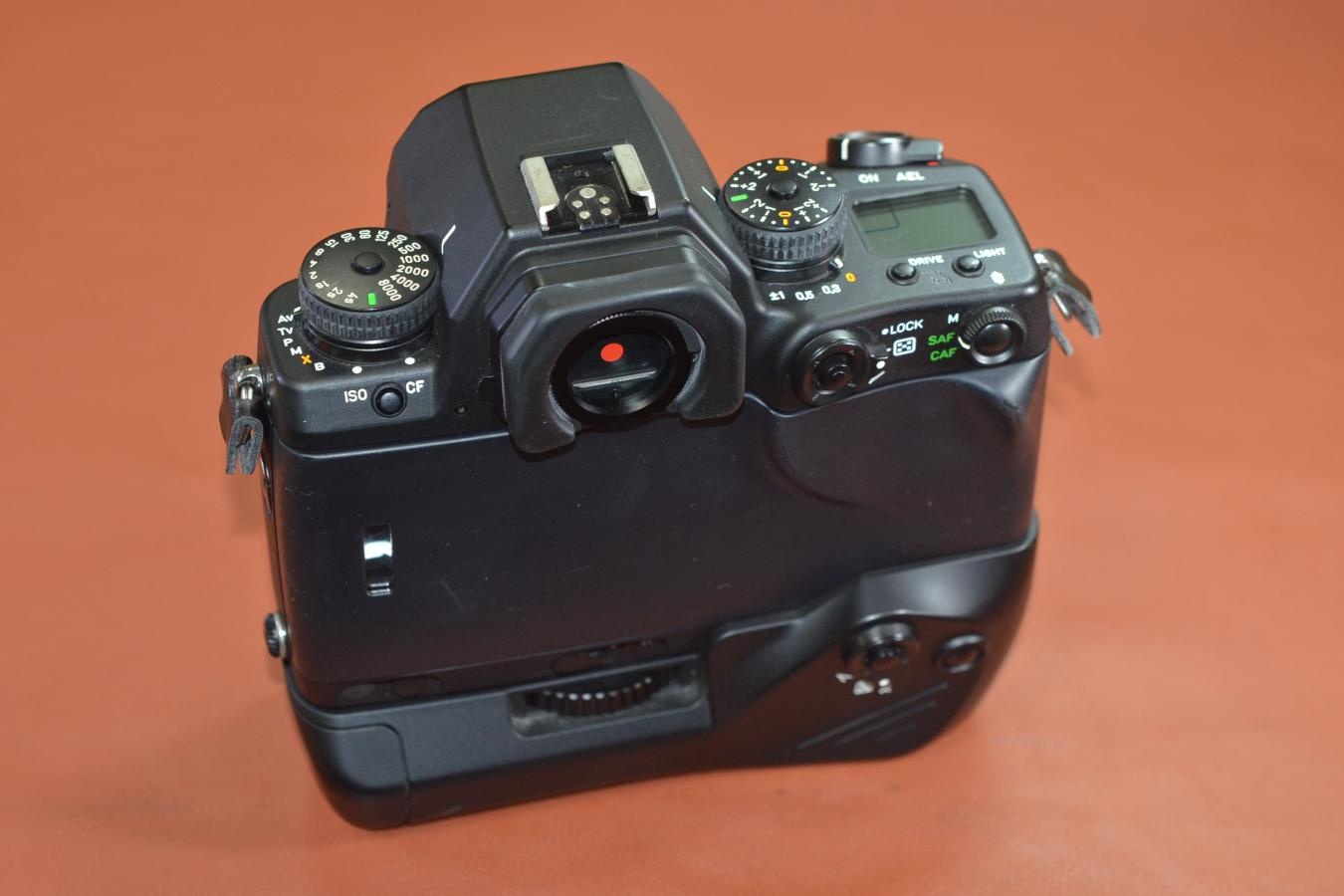 CONTAX N1 【BATTERY HOLDER P-9 付】