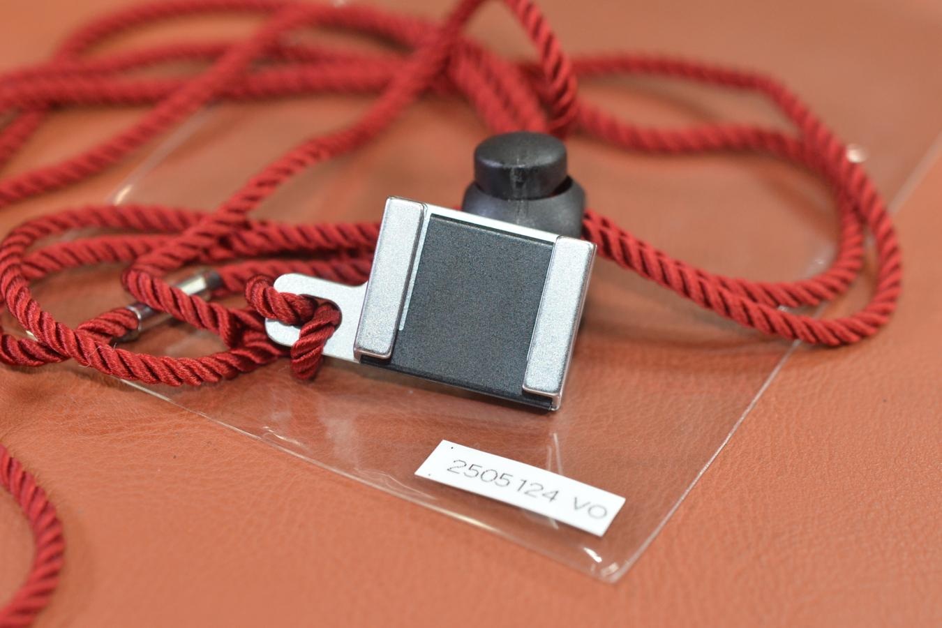 【希 少】VOIGTLANDER Strap Adapter 【VC METER等用】