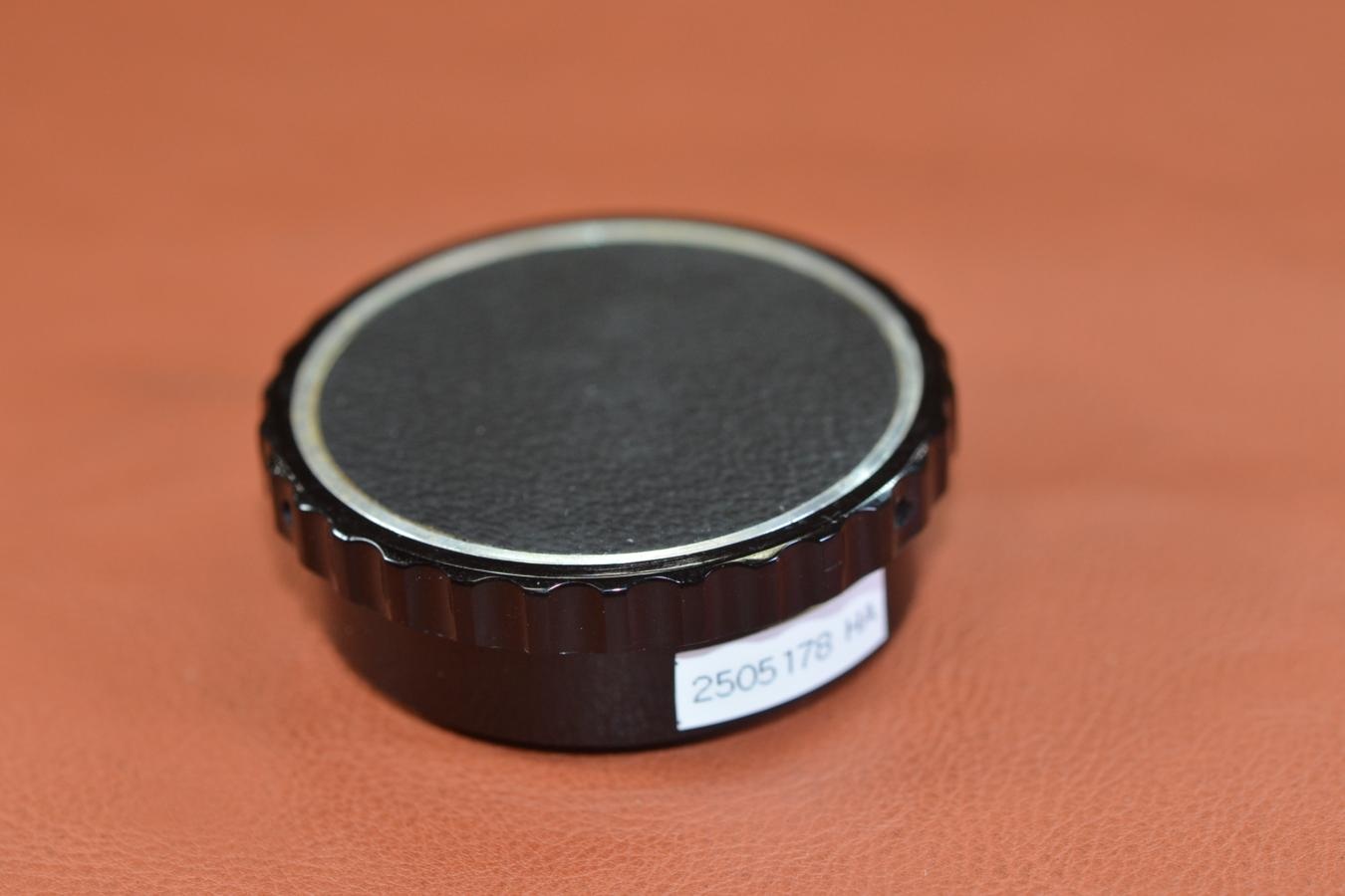 HASSELBLAD 巻き上げノブ 【キレイな物をお探しの方必見!!自信ありの逸品!!】