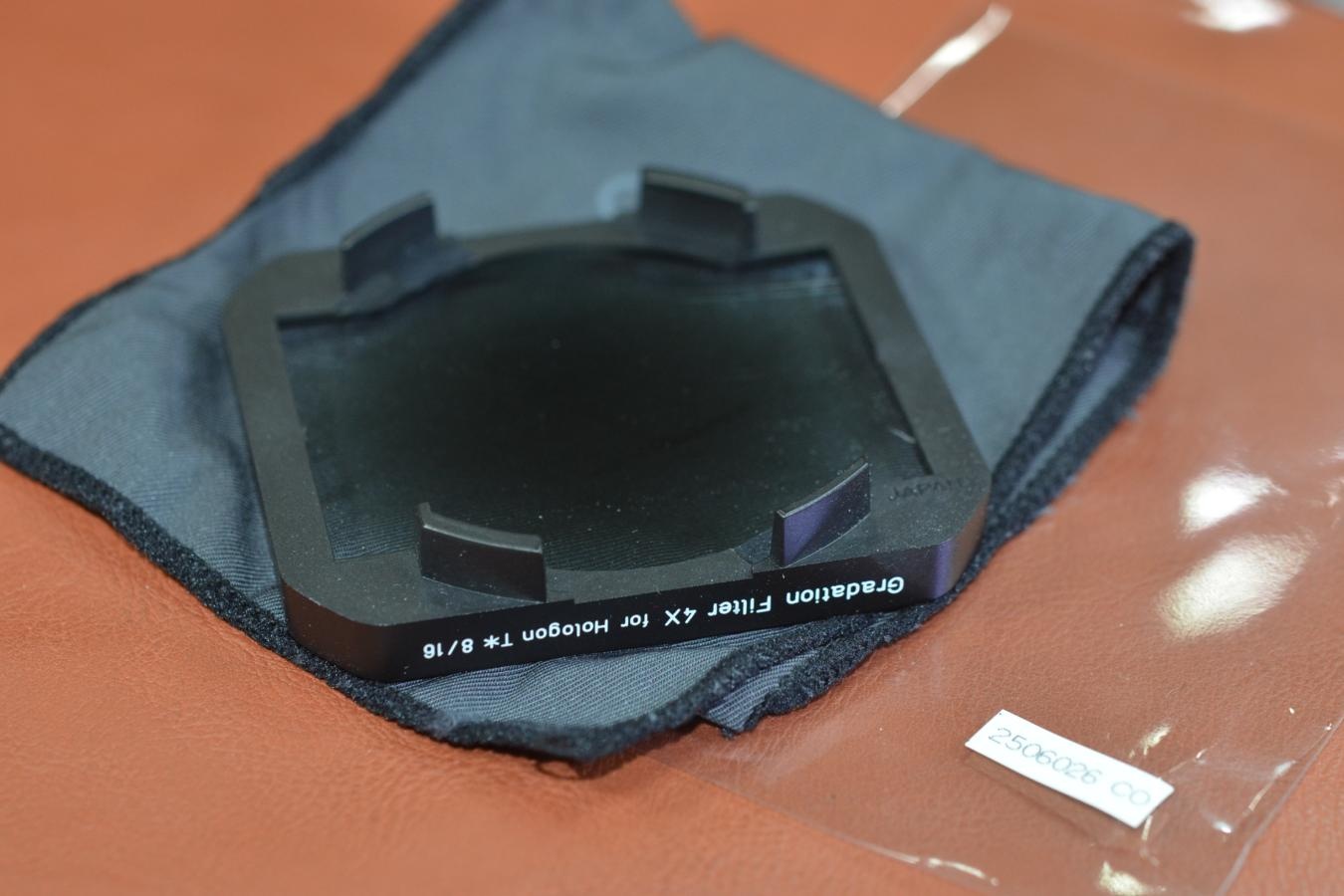 【絶版アクセサリー】CONTAX Gradation Filter 4× 【CONTAX G Hologon T*16/8用】※キレイな物をお探しの方必見!!自信ありの逸品!!