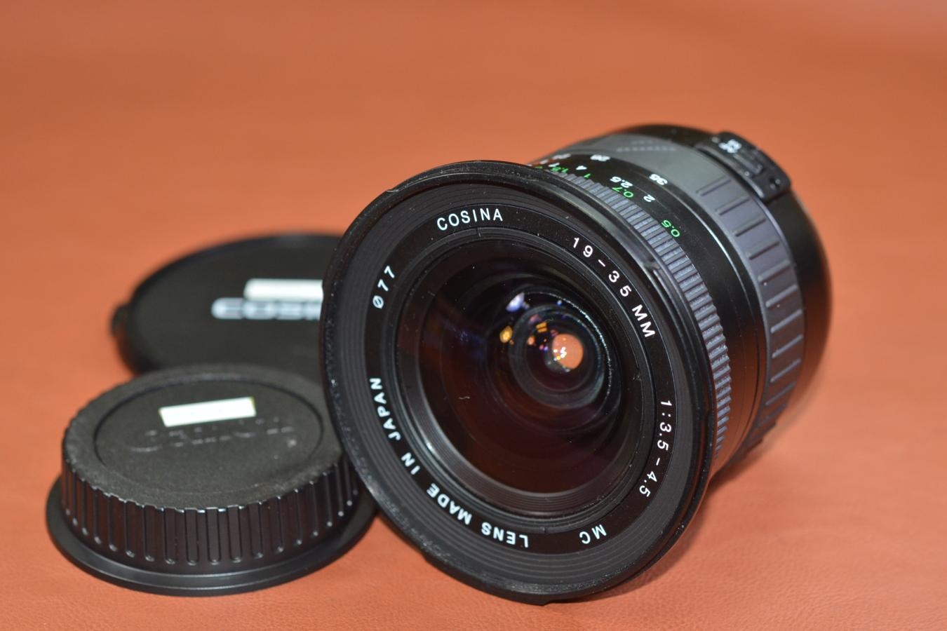 COSINA AF 19-35mm F3.5-4.5 MC 【Canon EFマウントレンズ】