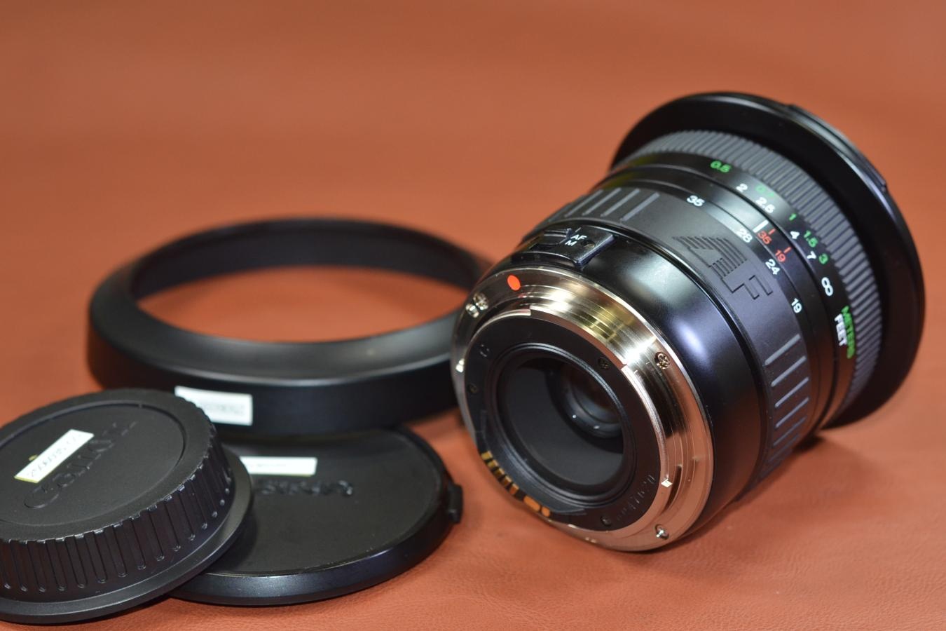 COSINA AF 19-35mm F3.5-4.5 MC 純正フード付【Canon EFマウントレンズ】