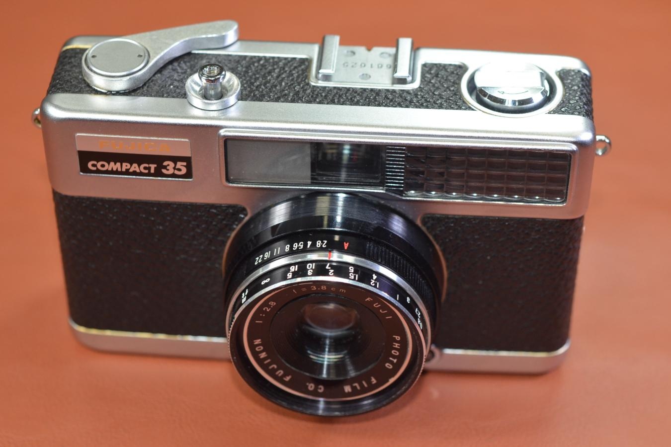 FUJICA COMPACT 35 モルト交換済 【FUJINON 3.8cm F2.8 レンズ搭載】