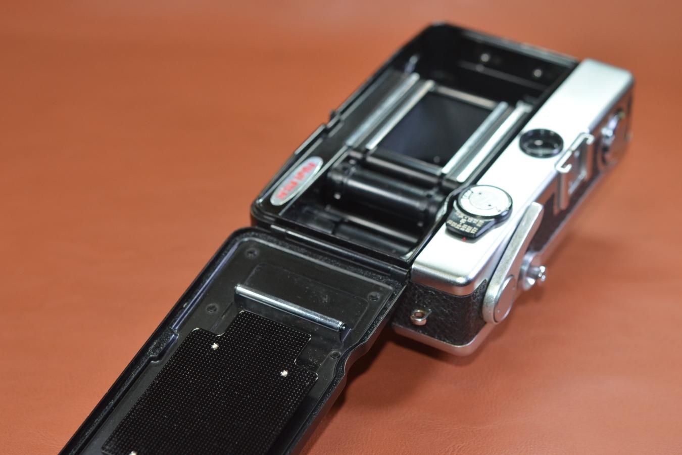 FUJICA COMPACT 35 モルト交換済 【FUJINON 3.8cm F2.8 レンズ搭載】