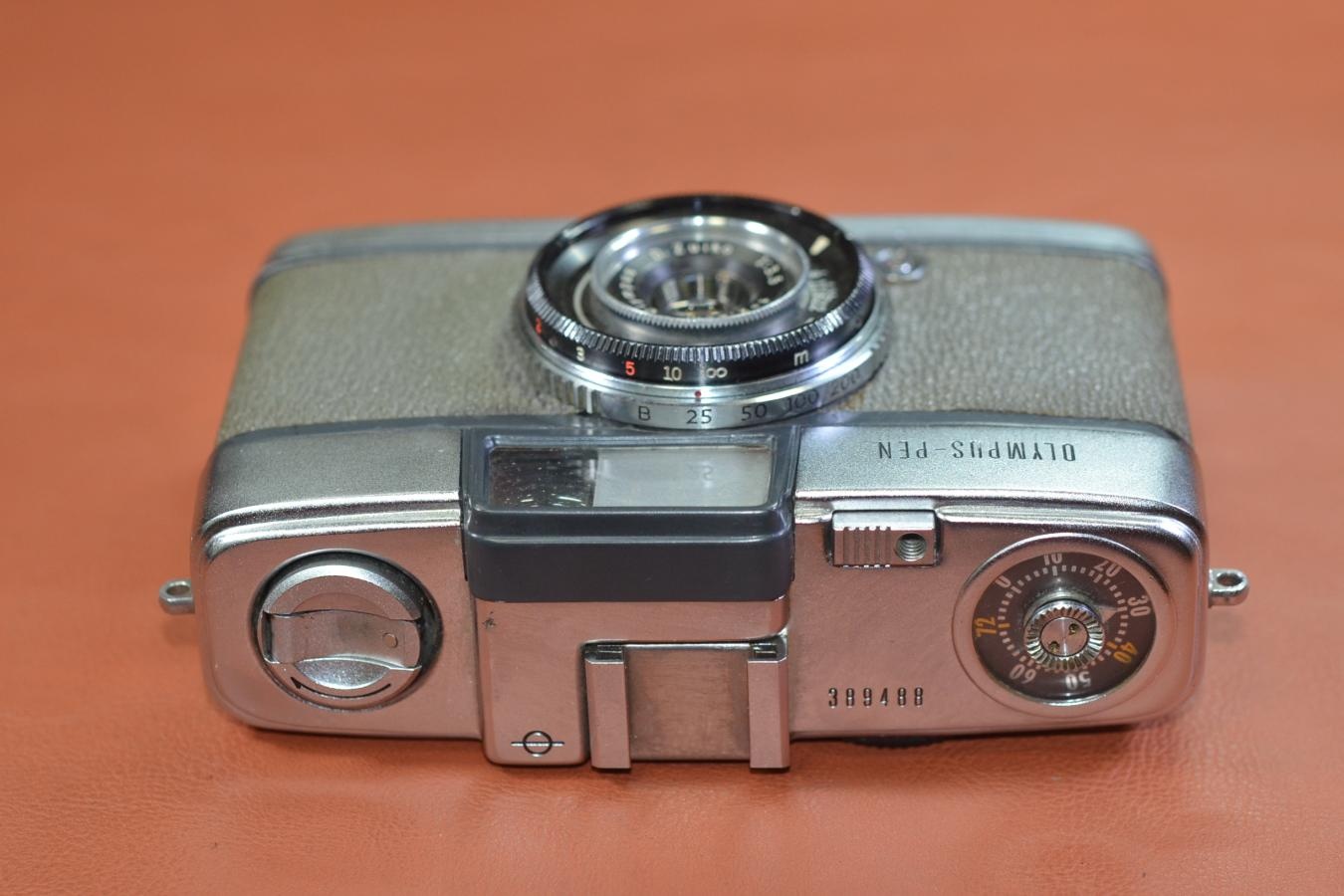 OLYMPUS PEN 初期型 モルト交換済 【Olympus D.Zuiko 2.8cm F3.5 レンズ搭載】