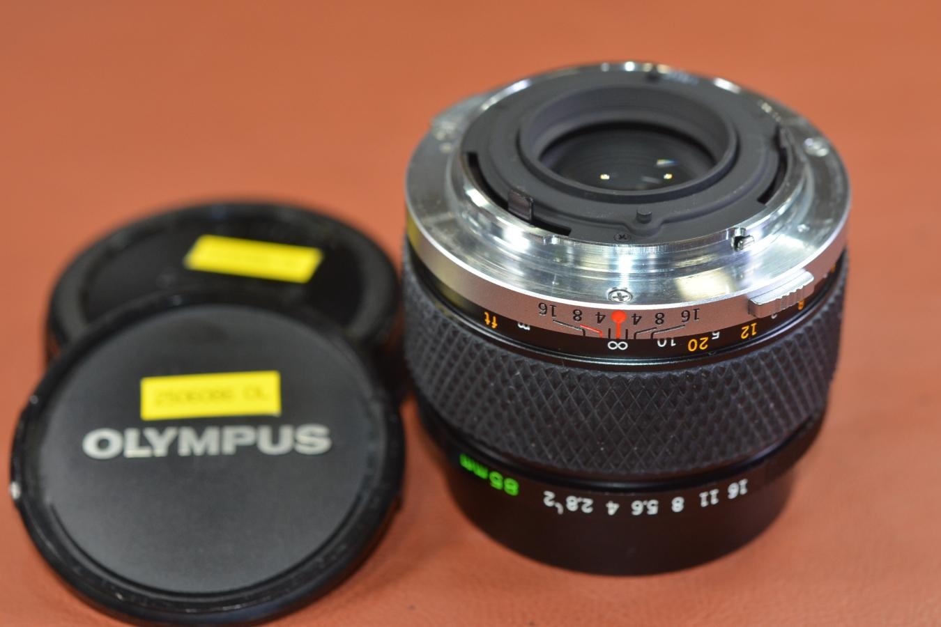 OLYMPUS ZUIKO AUTO-T 85mm F2【キレイな物をお探しの方必見!!自信ありの逸品!!】