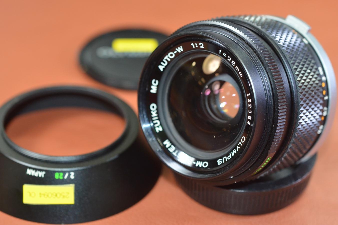 OLYMPUS ZUIKO MC AUTO-W 28mm F2【純正メタルフード付】※キレイな物をお探しの方必見!!自信ありの逸品!!