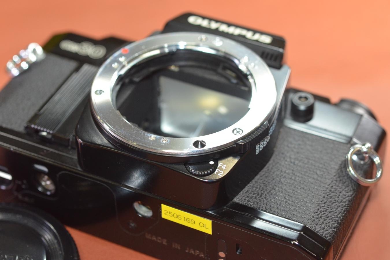 OLYMPUS OM30 Black