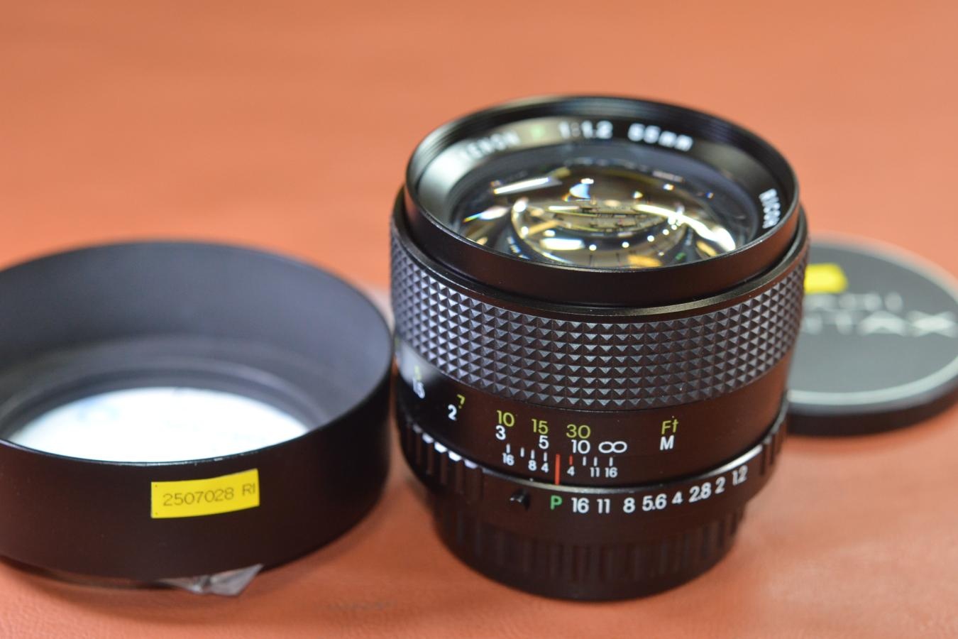 【希 少】RICOH RIKENON P 55mm F1.2 整備済 フード付 【Kマウントレンズ】