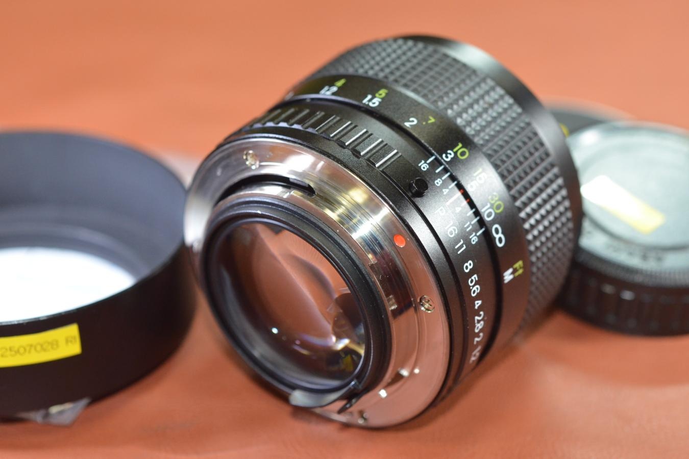 【希 少】RICOH RIKENON P 55mm F1.2 整備済 フード付 【Kマウントレンズ】