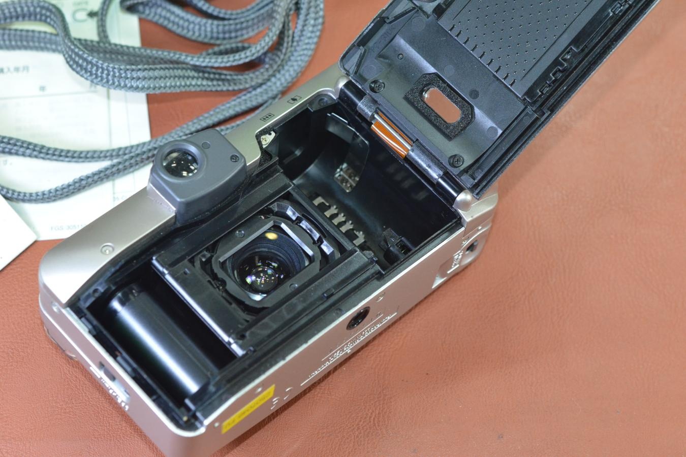 FUJIFILM Zoom Date 115 SR 元箱付一式 【FUJINON ZOOM 38-115mmレンズ搭載】※キレイな物をお探しの方必見!!自信ありの逸品!!