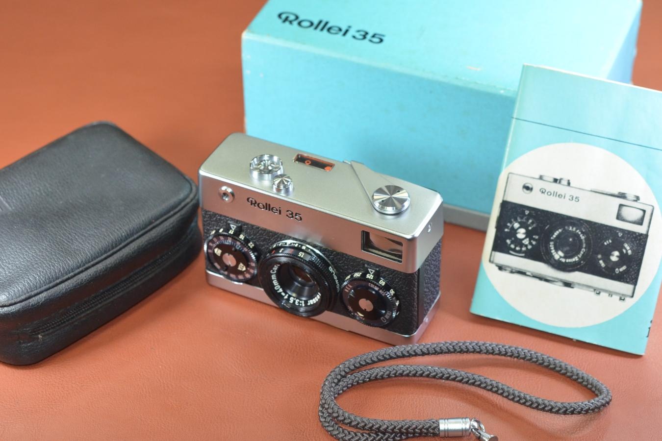 【コレクション向け】Rollei 35 Silver GERMANY 元箱付一式 【Carl Zeiss Tessar 40/3.5レンズ搭載】※キレイな物をお探しの方必見!!自信ありの逸品!!