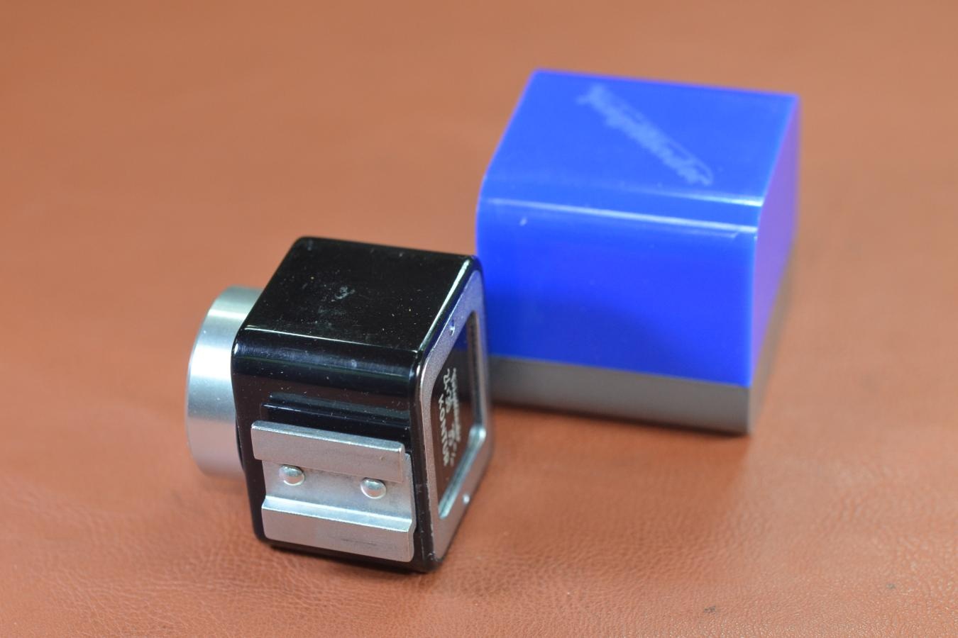 Voigtlander KONTUR 純正専用ケース付 【35mmブライトフレームファインダー】