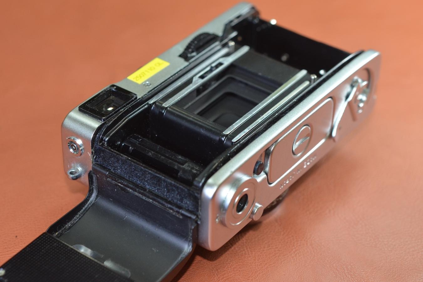 OLYMPUS-35 EC 【OLYMPUS E.ZUIKO 42/2.8レンズ搭載】