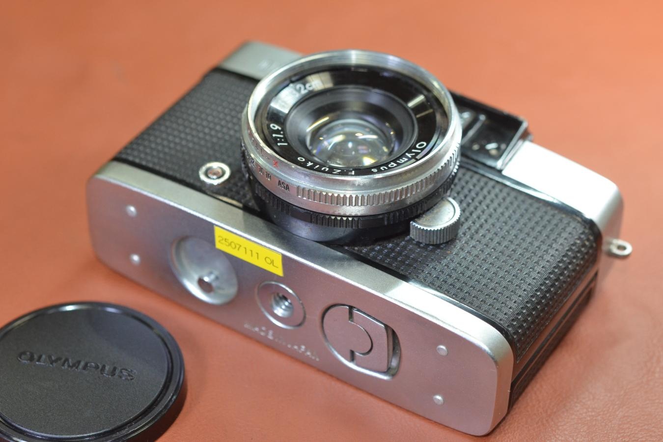 OLYMPUS PEN-Dモルト交換済  【Olympus F.Zuiko 3.2cm F1.9 レンズ搭載】