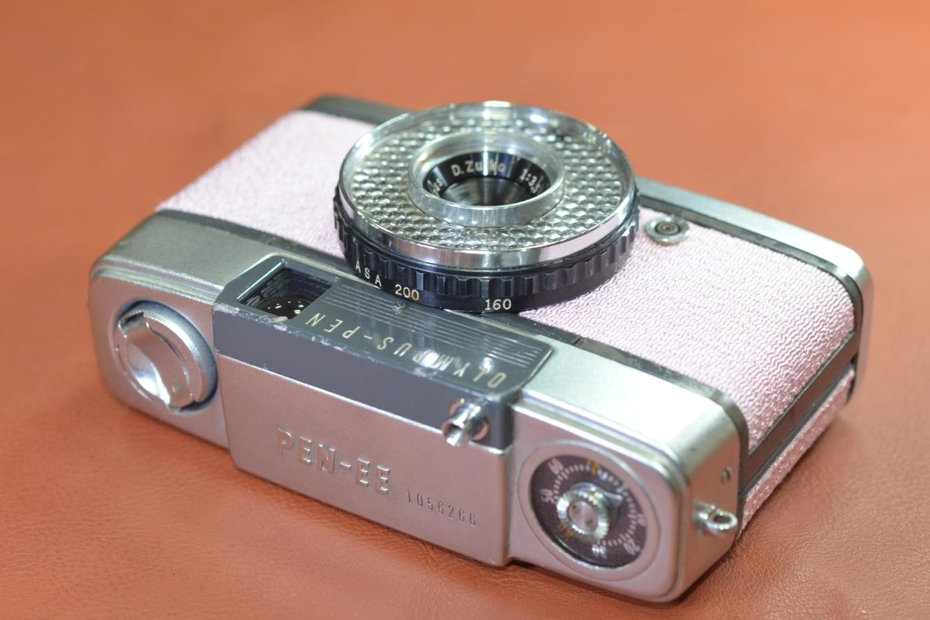 【リメイクカメラ】OLYMPUS PEN-EE モルト交換済 【Olympus D.Zuiko 2.8cm F3.5 レンズ搭載】