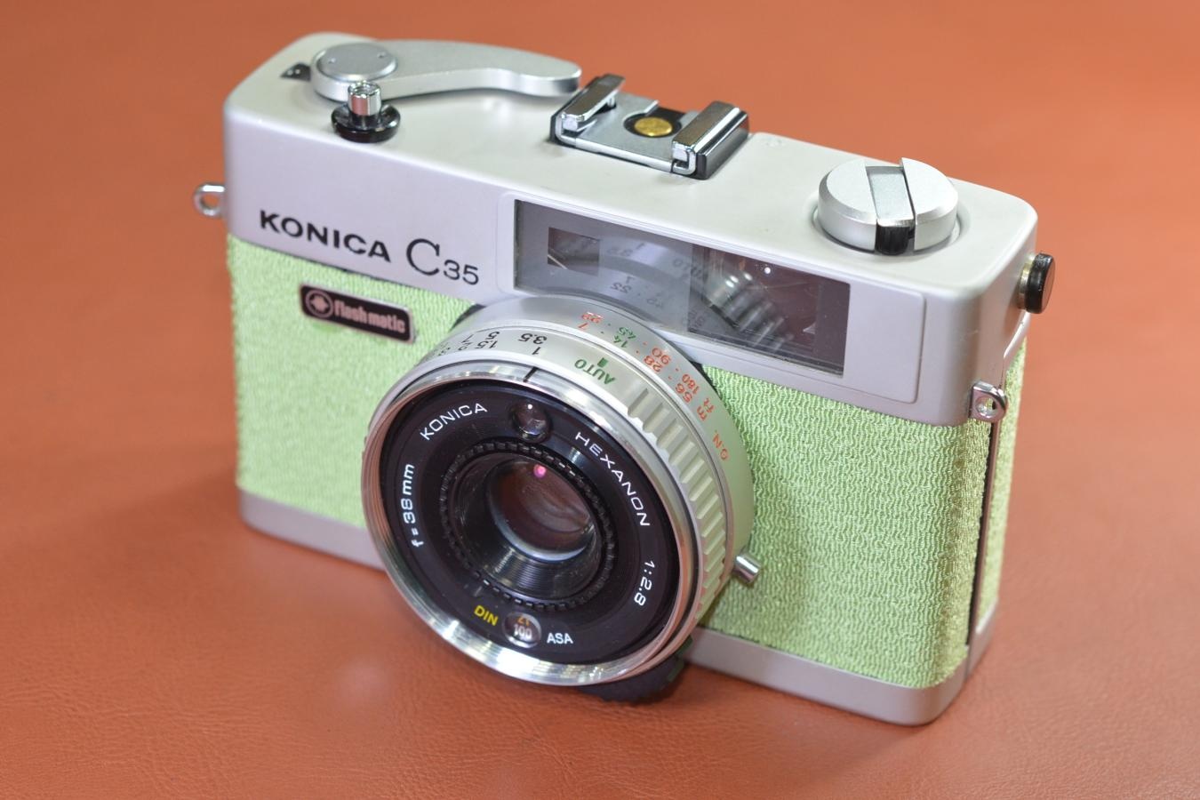【リメイクカメラ】Konica C35 Flash matic Silver モルト交換済【KONICA HEXANON 38/2.8レンズ搭載】