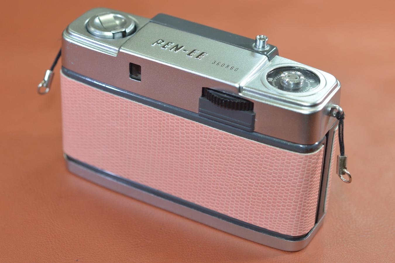 【リメイクカメラ】OLYMPUS PEN-EE 前期型 モルト交換済 【Olumpus D.Zuiko 2.8cm F3.5 レンズ搭載】