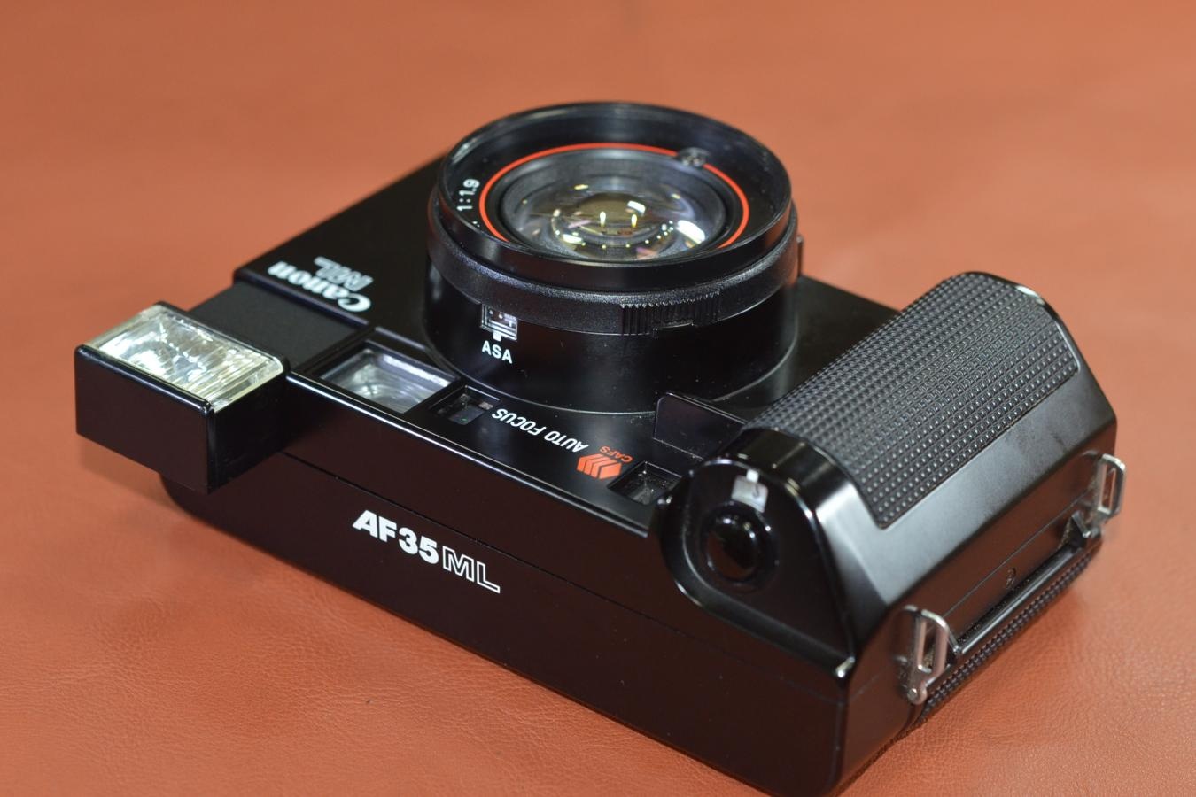 Canon Autoboy SUPER AF35ML 【CANON LENS 40/1.9搭載】