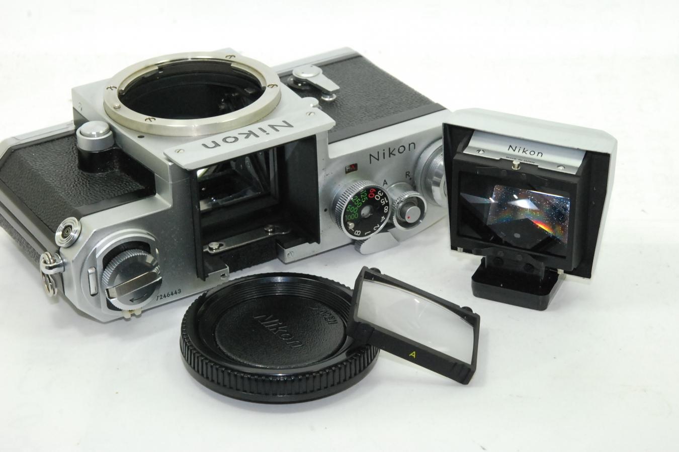 ニコン F アイレベル 724万台