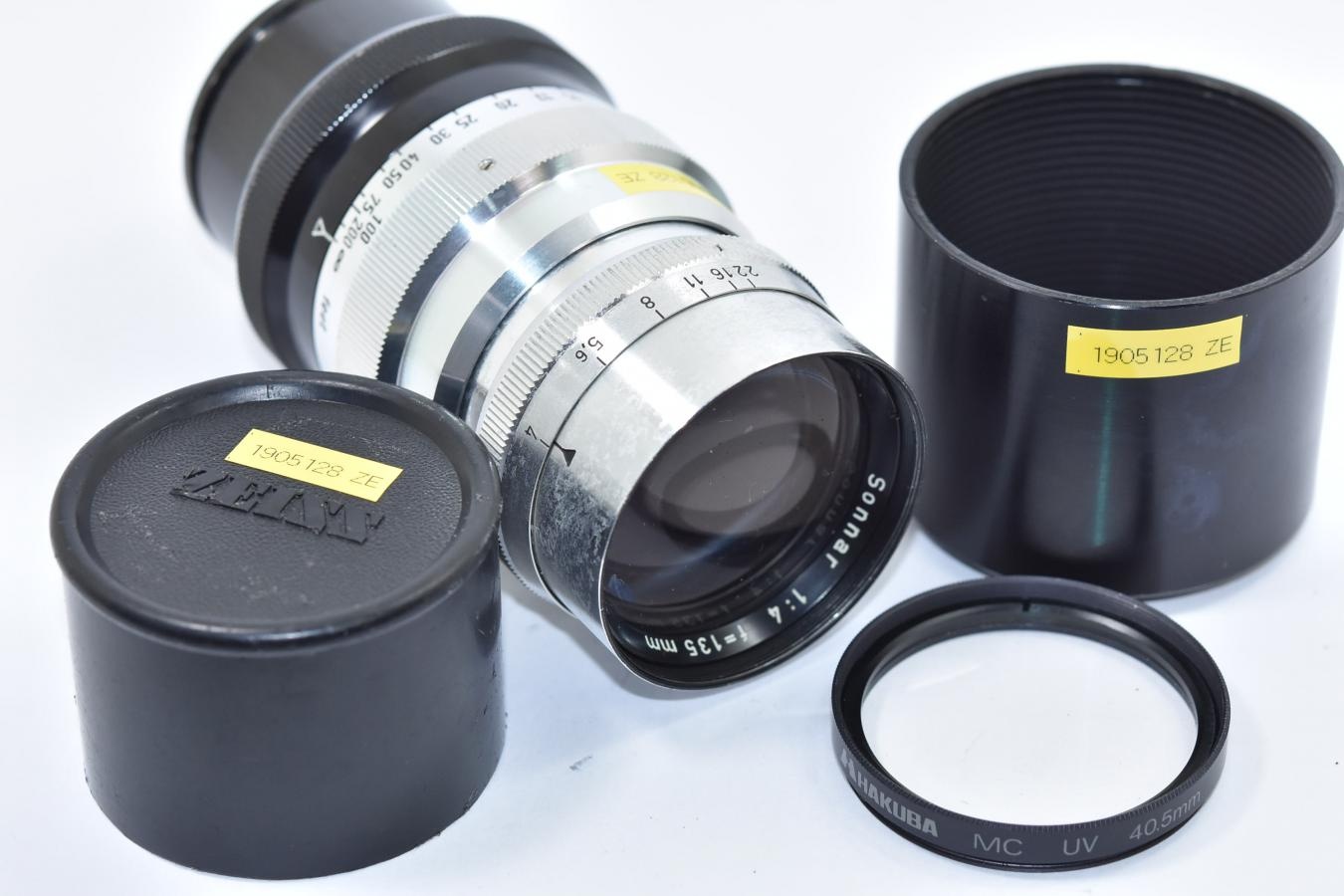 【希 少】 Carl Zeiss Sonnar 135mm F4 【純正フード、ハクバ製40.5mm MC UVフィルター付 FOR ARRIFLEX STANDARD】
