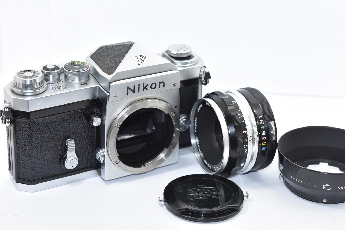 【コレクション向け 希 少】 Nikon F アイレベル640 NIKKOR-S Auto 5cm F2付 【チックマーク/R刻印入/PAT.PEND最初期 日本光学マーク入りフード、キャップ付】