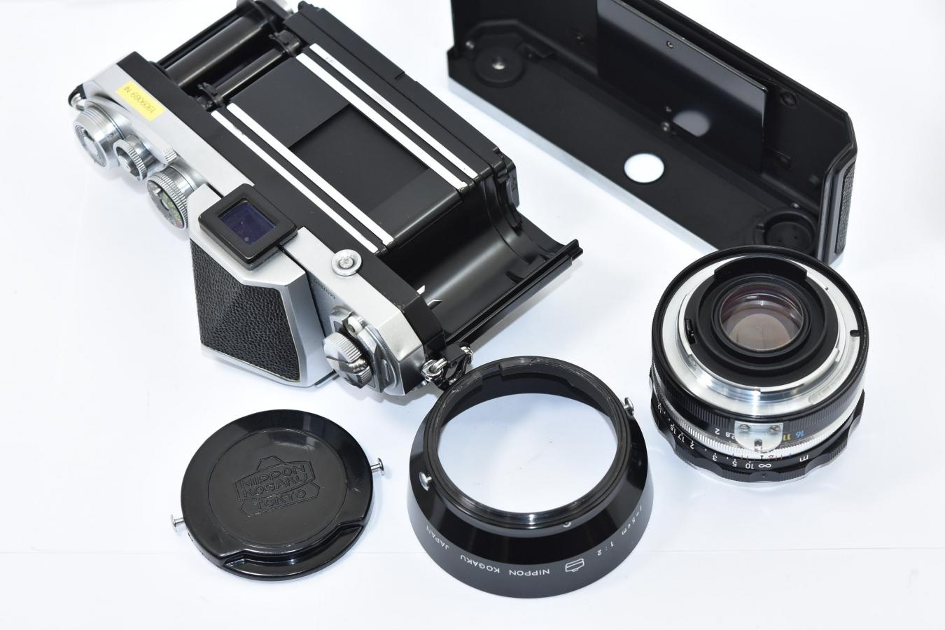 【コレクション向け 希 少】 Nikon F アイレベル640 NIKKOR-S Auto 5cm F2付 【チックマーク/R刻印入/PAT.PEND最初期 日本光学マーク入りフード、キャップ付】