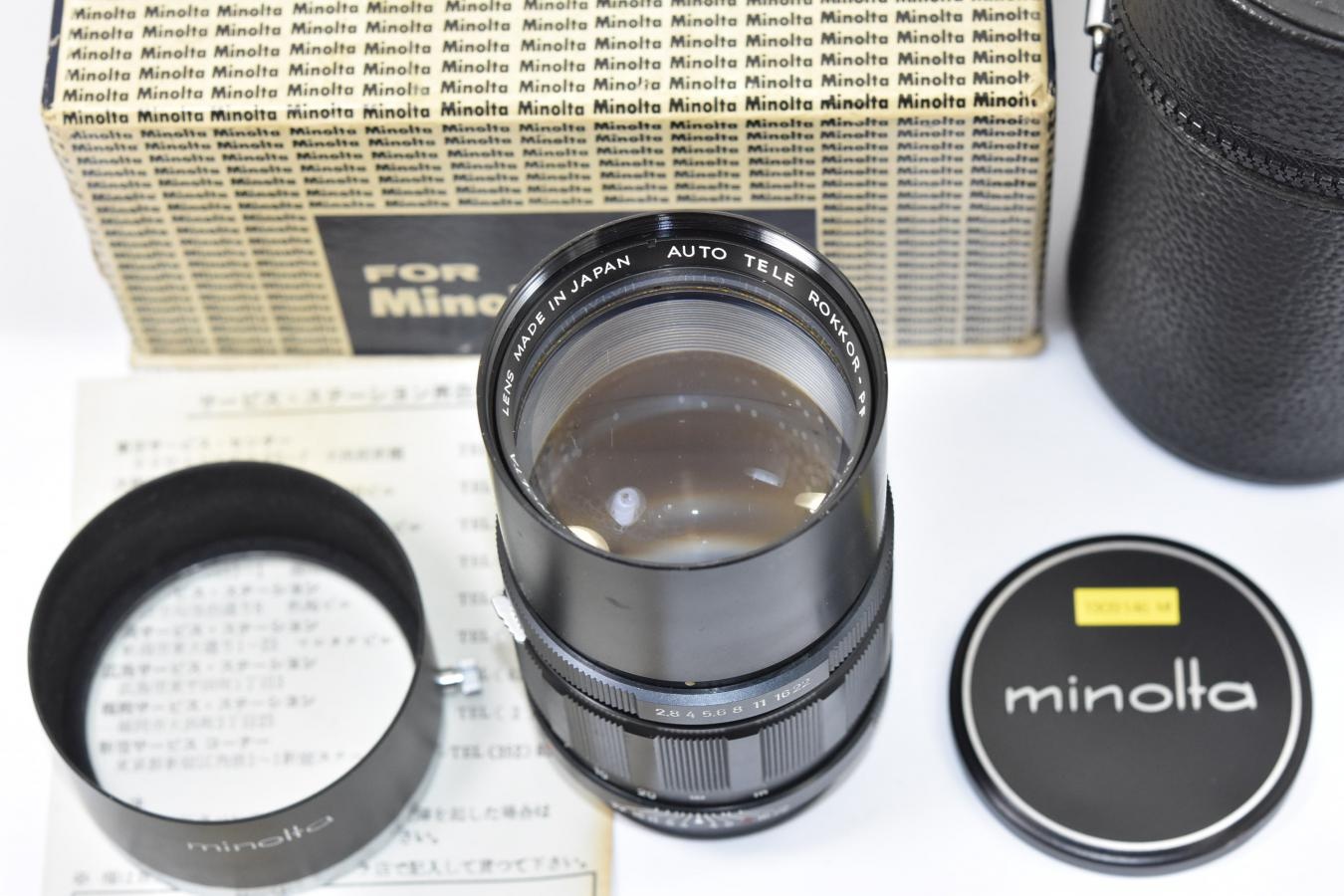 【コレクション向け】 MINOLTA AUTO TELE ROKKOR-PF 135mm F2.8 【純正フード、ケース、元箱付】