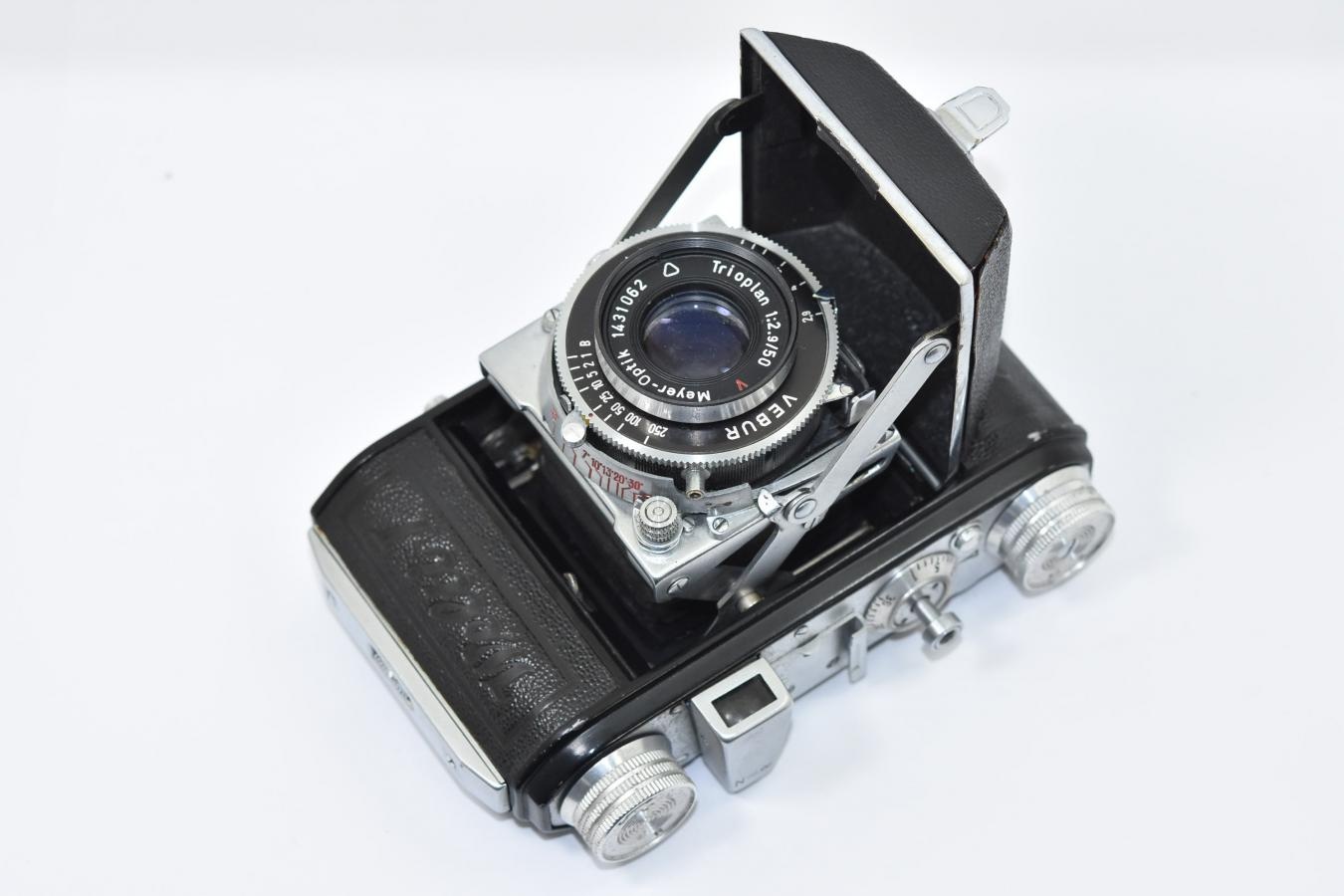 Welta Welti I型 【Meyer Optik Trioplan V 50/2.9レンズ搭載】