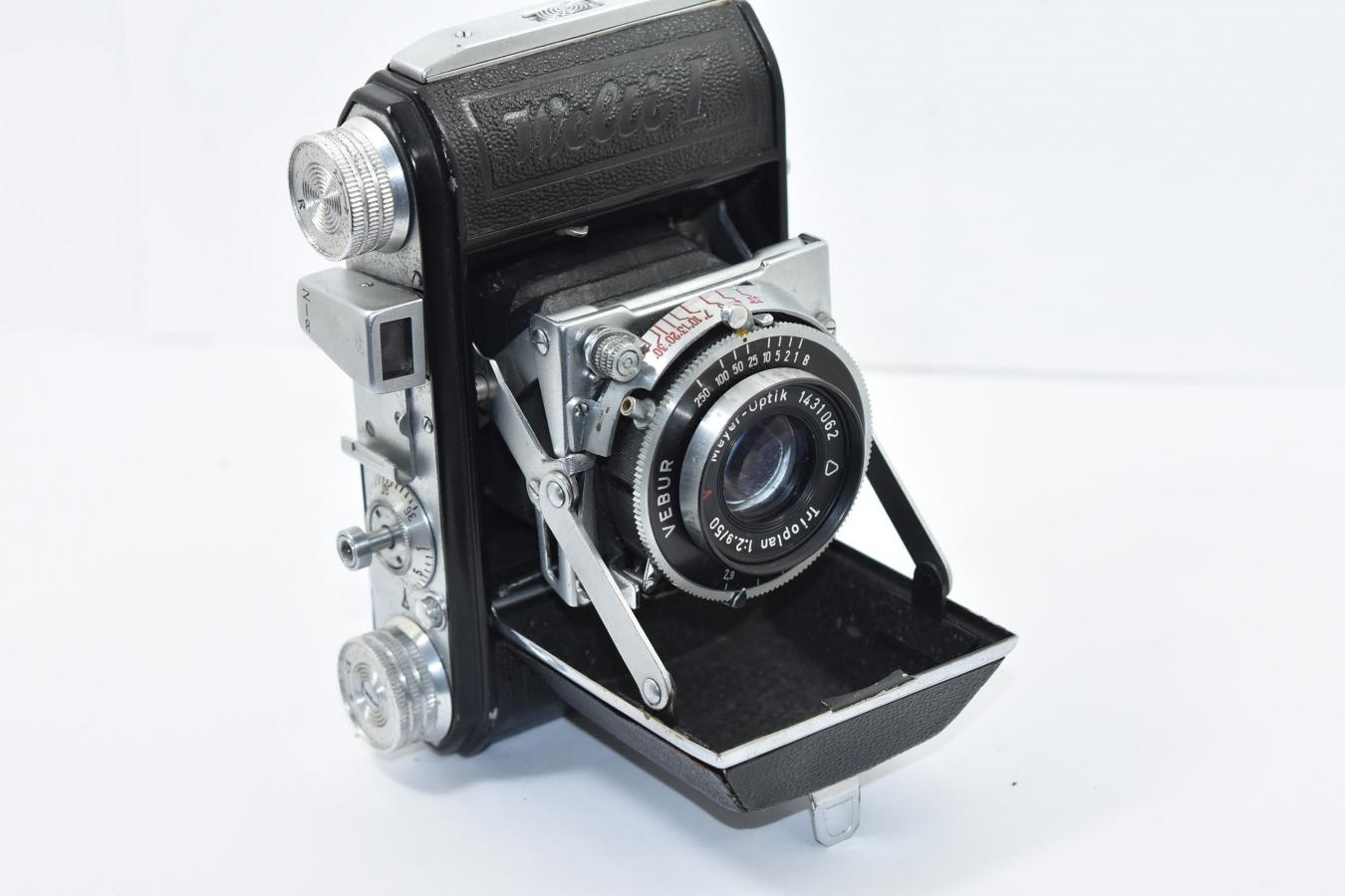 Welta Welti I型 【Meyer Optik Trioplan V 50/2.9レンズ搭載】