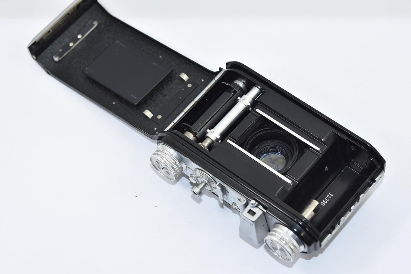 Welta Welti I型 【Meyer Optik Trioplan V 50/2.9レンズ搭載】