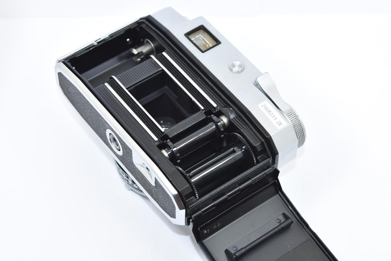 ZEISS IKON Contina-matic III 529/24 【Pantar 45/2.8 レンズ搭載】