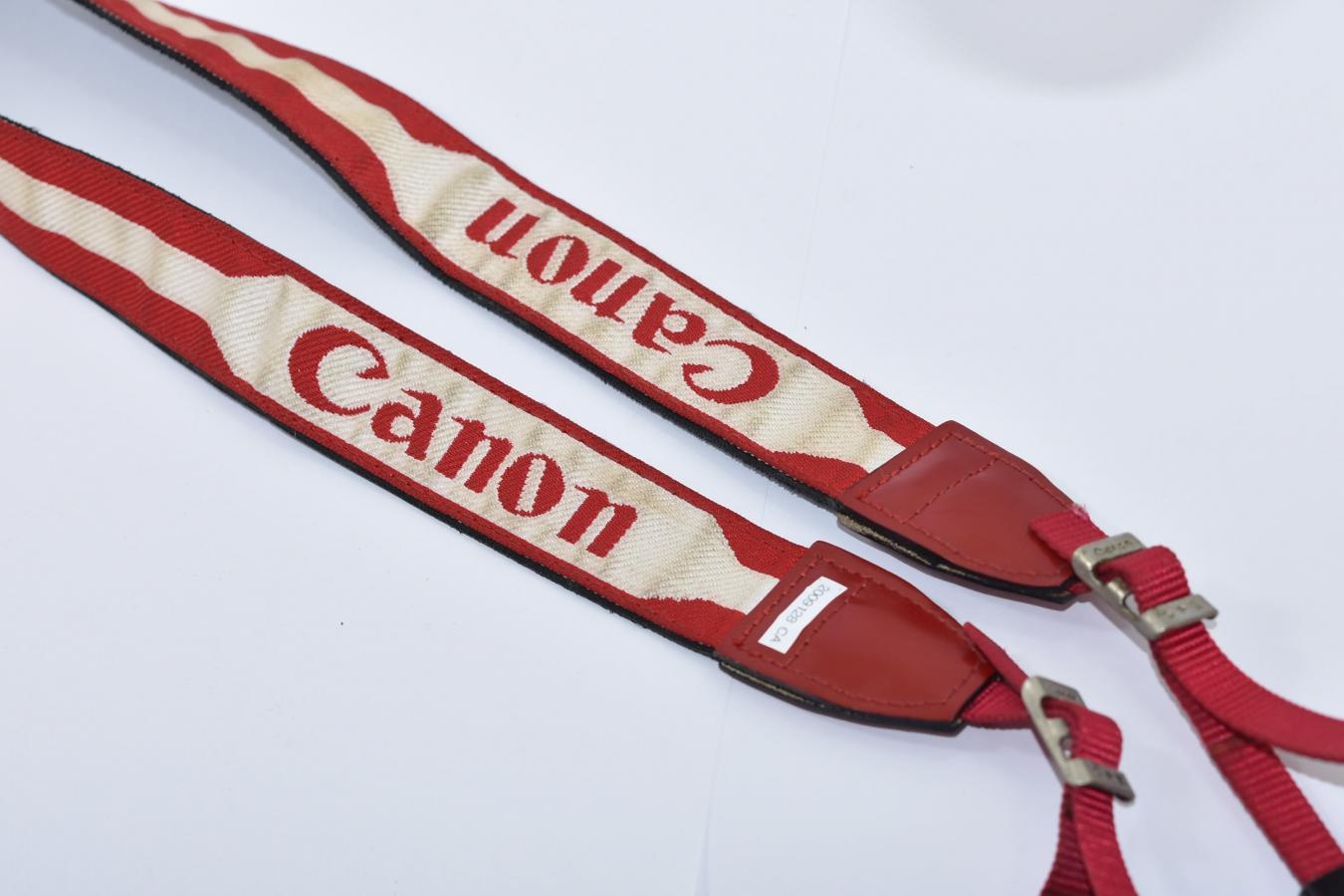 【希 少】Canon CPE 紅白 PROFESSIONAL 細ストラップ 【CANON'S PERSONAL EQOUIPMENT】